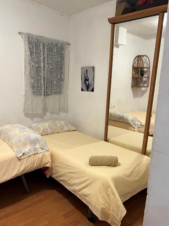 Malvarrosa Habitacion Comoda Y Sencilla Cerca De La Playa Valencia Ngoại thất bức ảnh