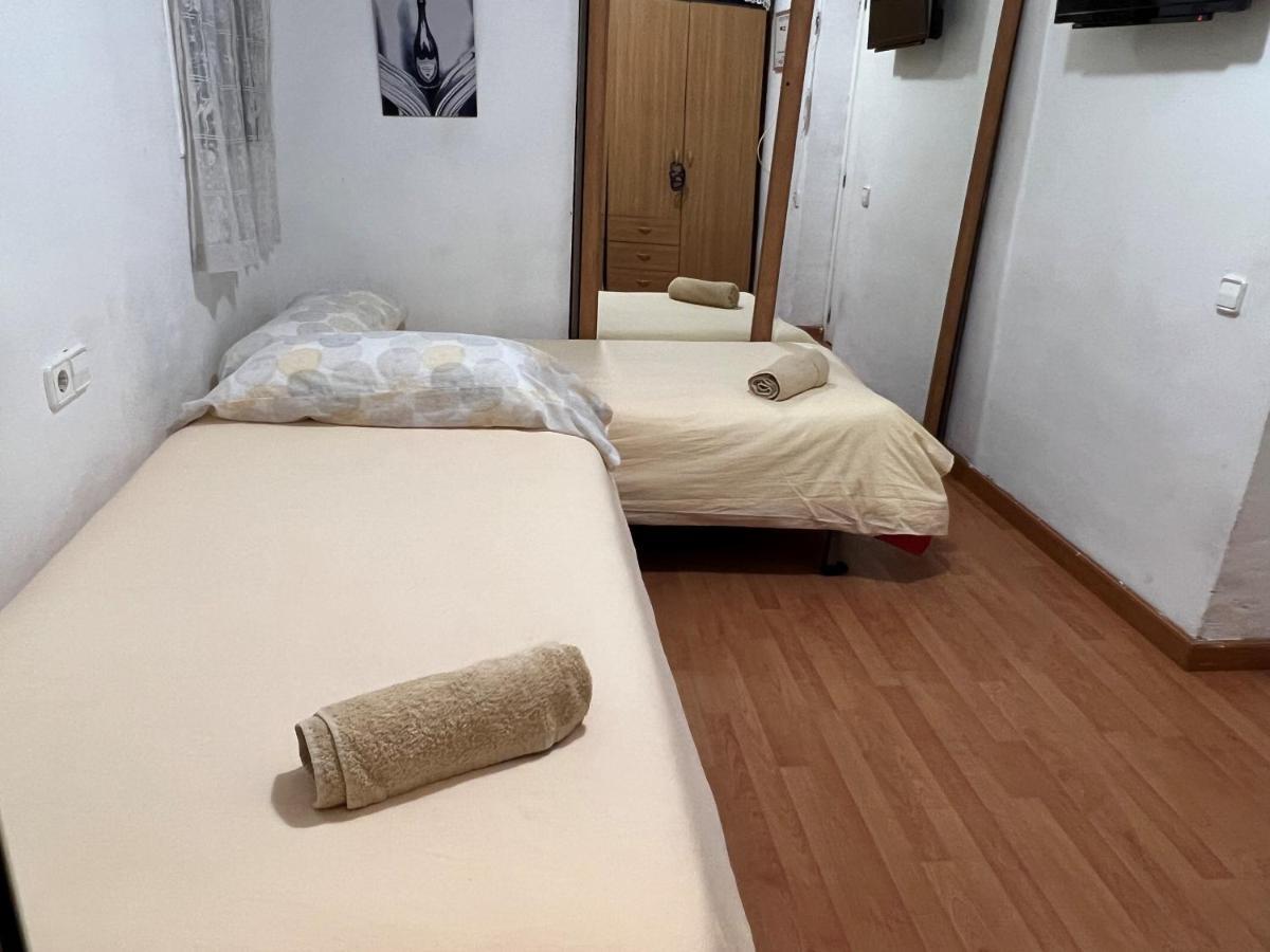 Malvarrosa Habitacion Comoda Y Sencilla Cerca De La Playa Valencia Ngoại thất bức ảnh